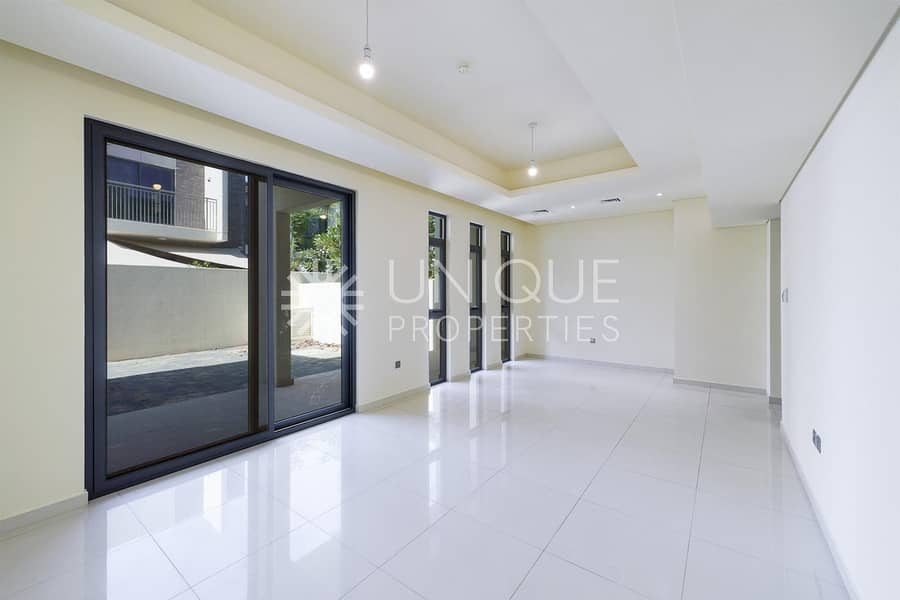 Exclusive Plot | Vacant | Unfurnished