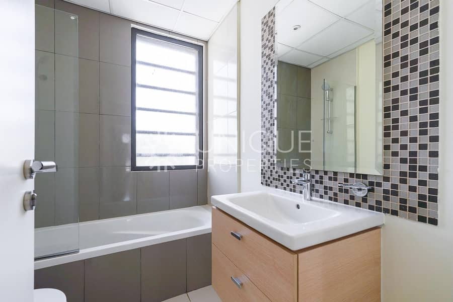 Exclusive Plot | Vacant | Unfurnished - Image 17