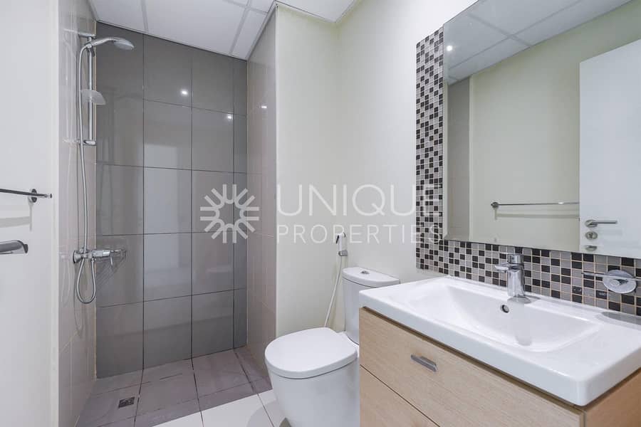 Exclusive Plot | Vacant | Unfurnished - Image 18