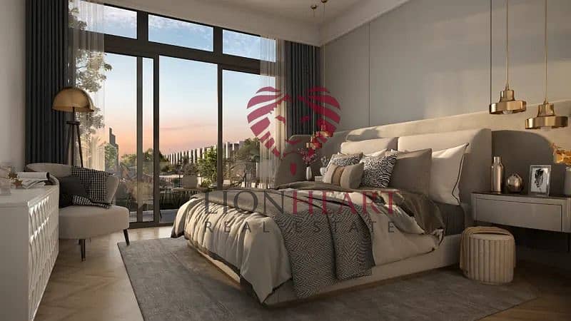 Corner Unit | Single Row | Next to Main Road