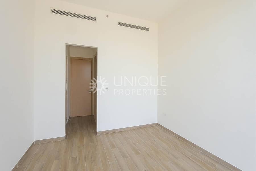 Exclusive | 2 BR + Maids | Prime Location - Image 6