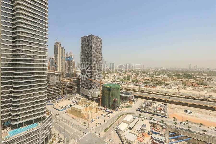 Exclusive | 2 BR + Maids | Prime Location - Image 12