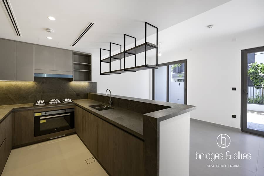 STYLISH 3BR + MAID | NATURAL LIGHT | AURA GARDENS