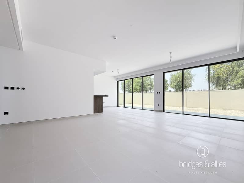 SEMI OPEN KITCHEN | 5 BED | COMMUNITY PATHWAY VIEW