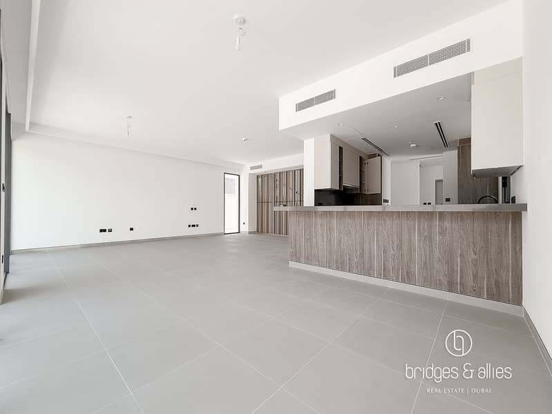 SEMI OPEN KITCHEN | 5 BED | COMMUNITY PATHWAY VIEW