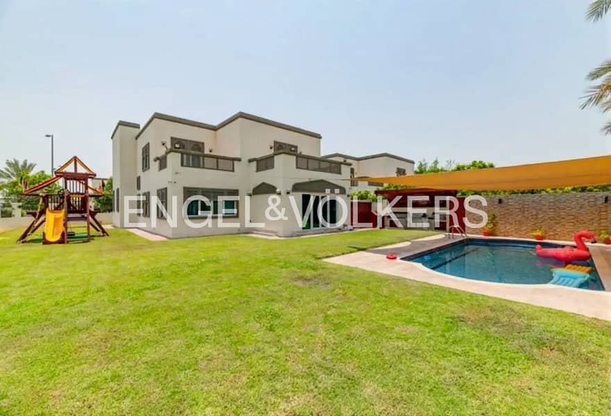 Fully Upgraded | Furnished | Internal | Vacant