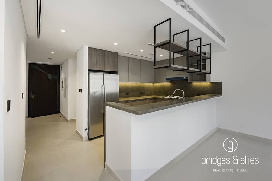 STYLISH 3BR + MAID | NATURAL LIGHT | AURA GARDENS