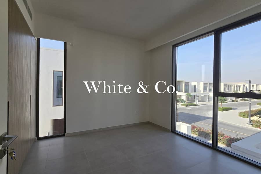 Brand New | 4 Bedrooms+Maids | Single Row - Image 12