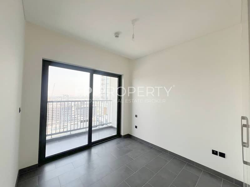 Waterfront Luxury | Modern 2BR I Vacant