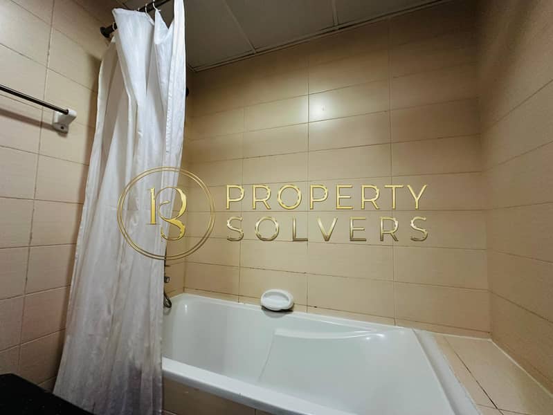 Exclusive Unit | Ideal for Investors | Huge Layout - Image 17