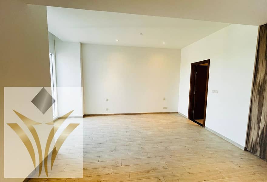 Stylish Duplex | Prime Location | Move-In Ready - Image 34