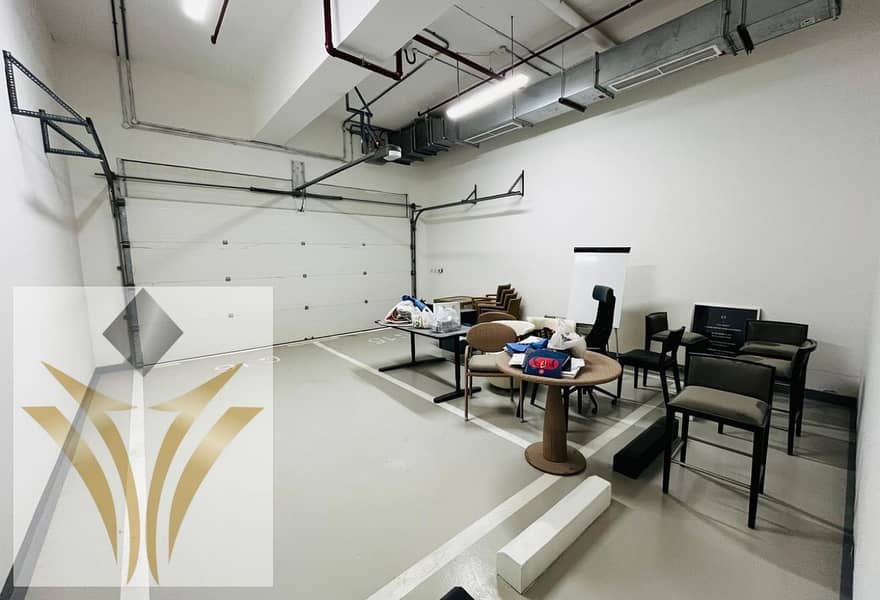 Stylish Duplex | Prime Location | Move-In Ready - Image 44