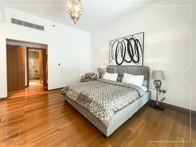 Upgraded | Full Sea View | Ready for Move in - Image 17