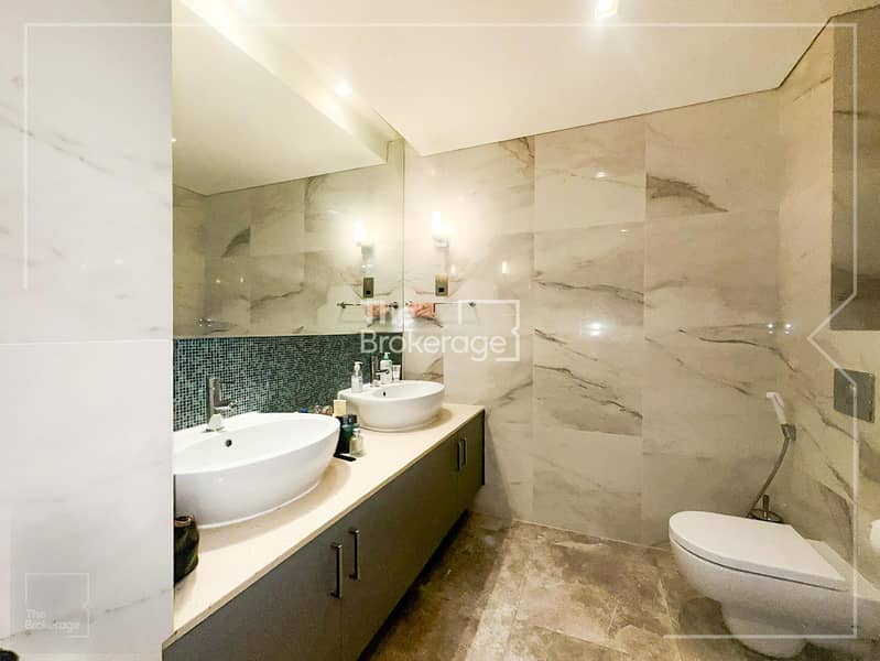 Upgraded | Full Sea View | Ready for Move in - Image 19