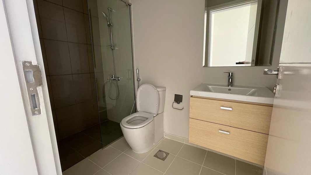 Spacious | Closed Kitchen | Perfect Condition - Image 13