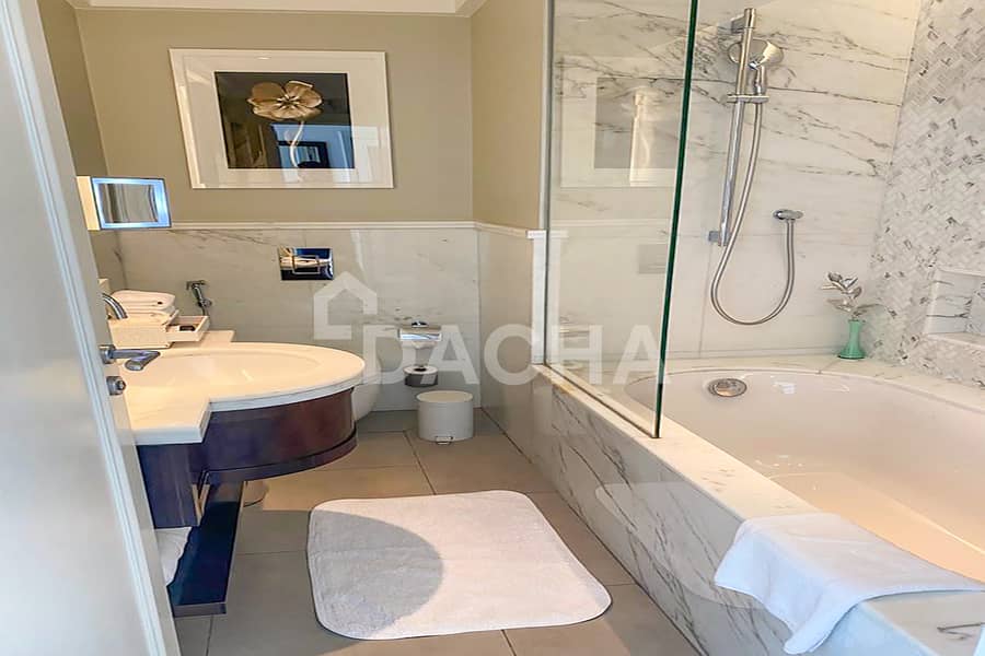 Luxury 2 Bedrooms | Burj Khalifa View | Rented - Image 14