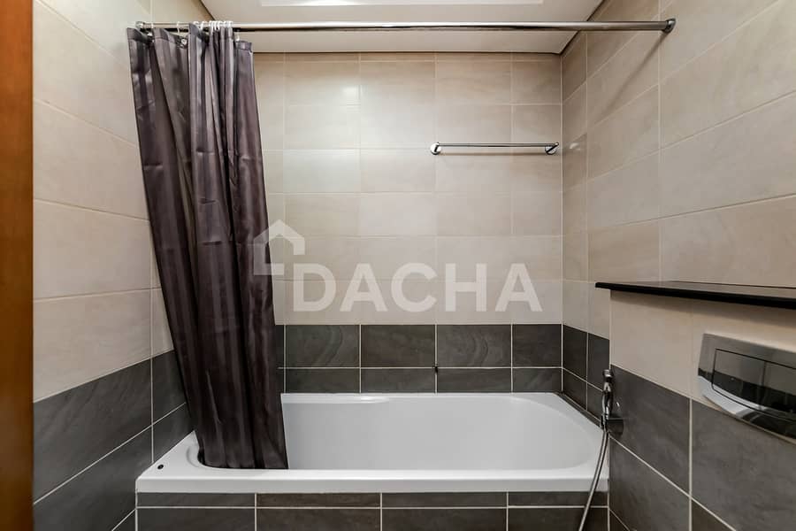 Sea View | Great Layout | Good ROI - Image 15