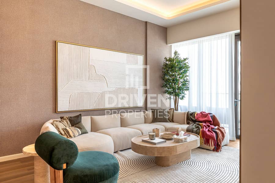 Stunning Apt | Fully Upgraded | Safa Park View