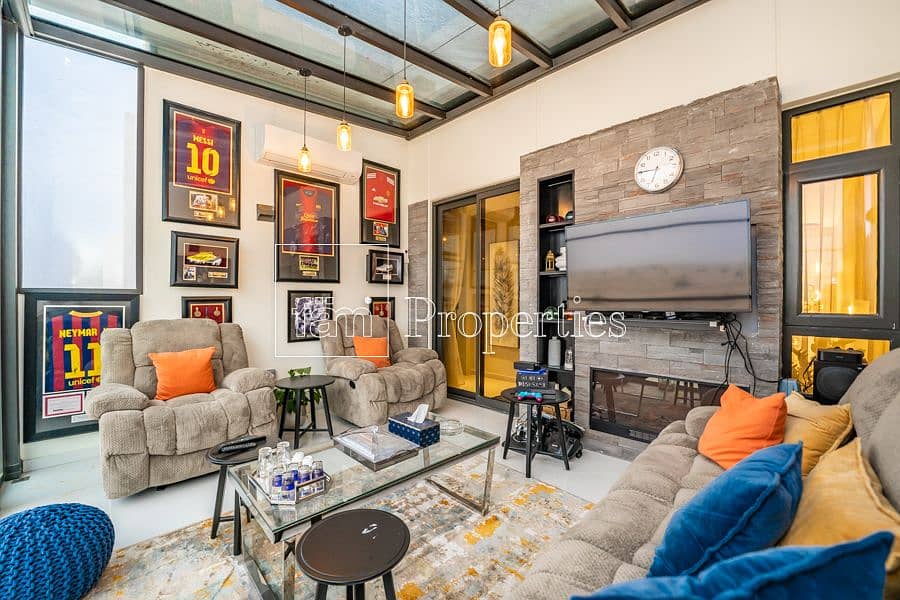 Upgraded | Decorated | Fireplace | The Best Villa - Image 24