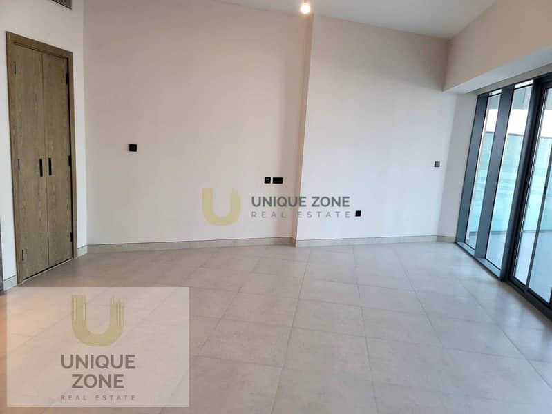 Community View | Vacant | Spacious | 1 Bedroom