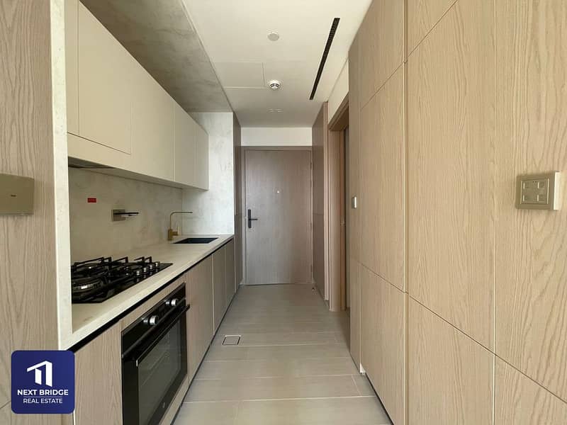 Available | Spacious | Hot Location