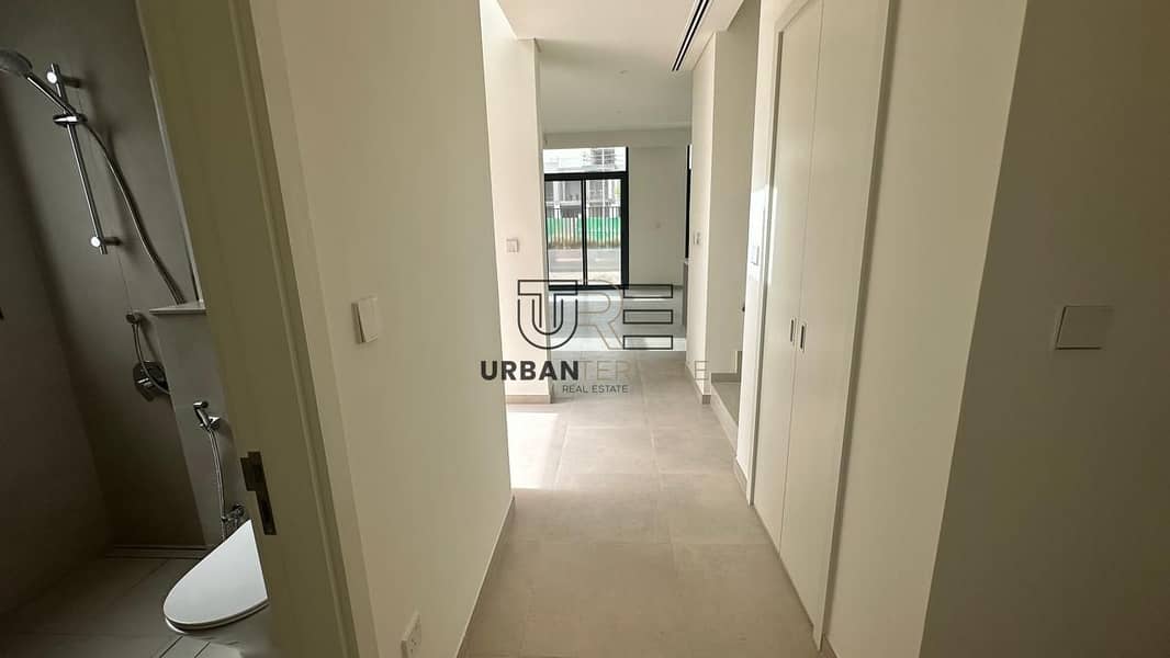 Newly Handed Over | Elegant Villa | Open Kitchen | Bright Interiors - Image 14