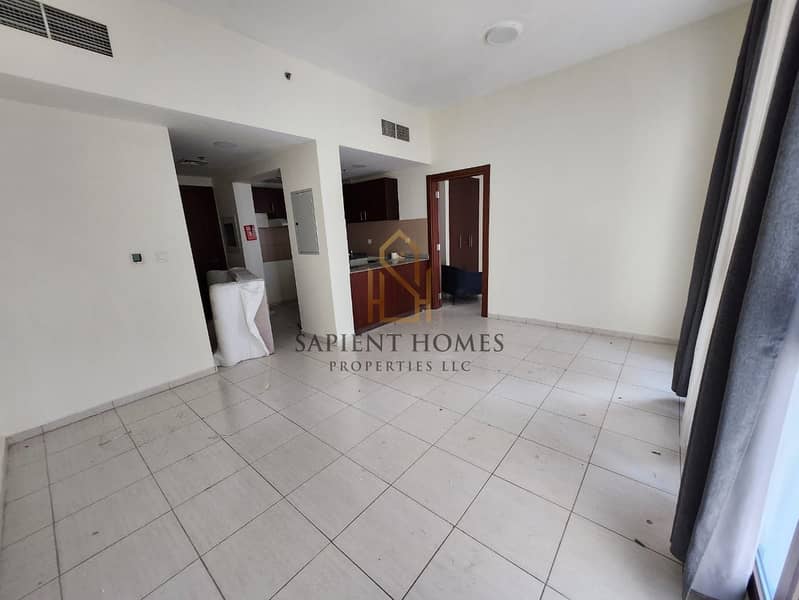 Compact Layout - Chiller Free - Pets Allowed