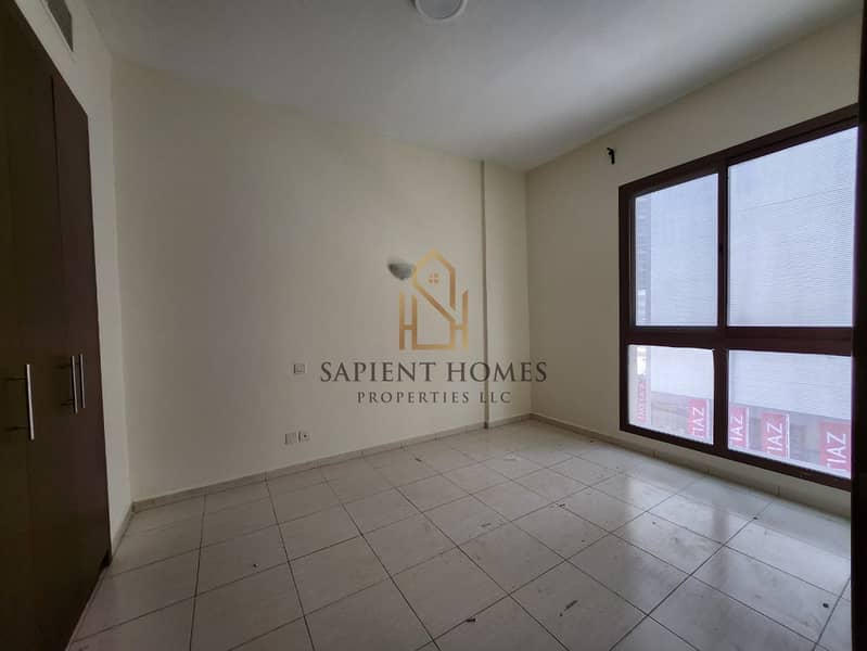 Compact Layout - Chiller Free - Pets Allowed - Image 8