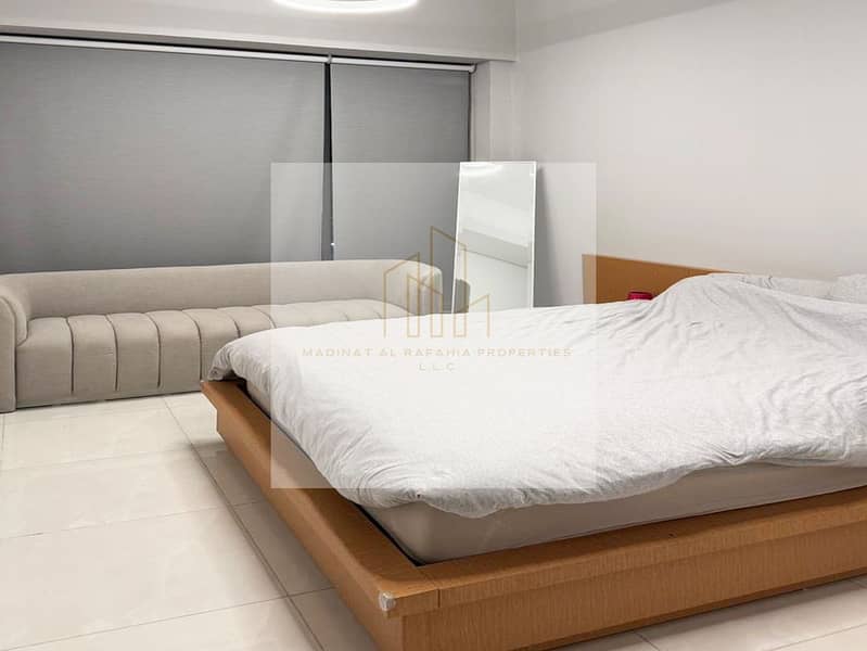 High floor | Bright & Open | Ready to Move