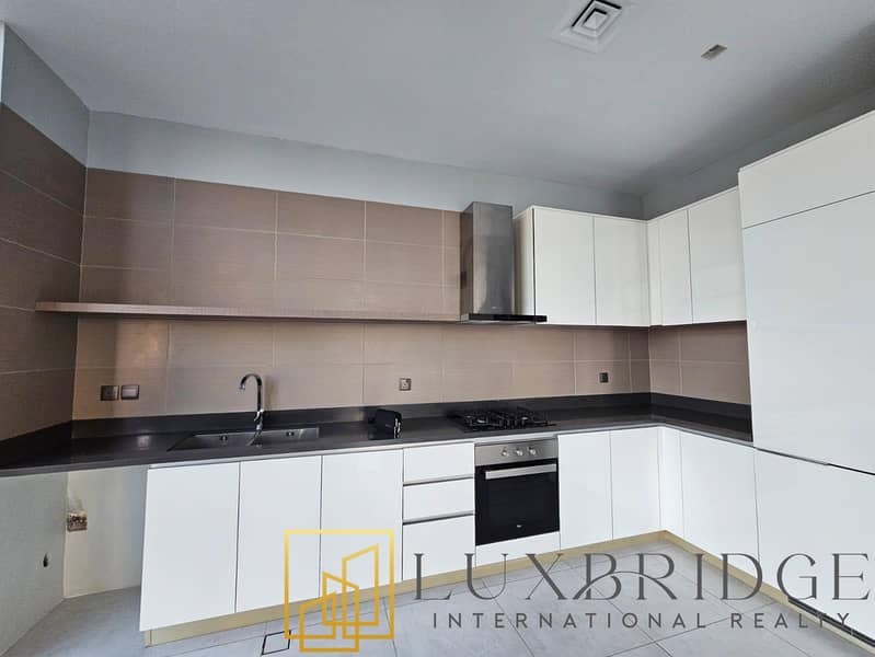 Unfurnished | High Floor | Full Marina View