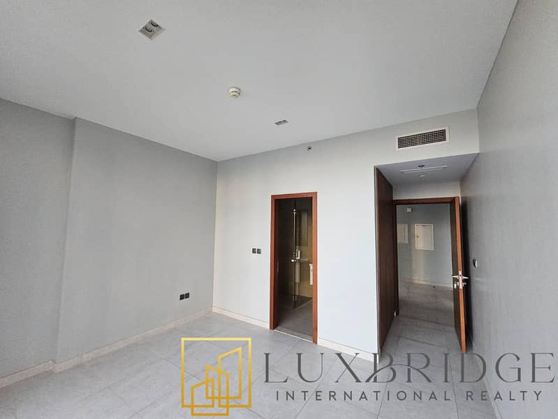 Unfurnished | High Floor | Full Marina View - Image 8