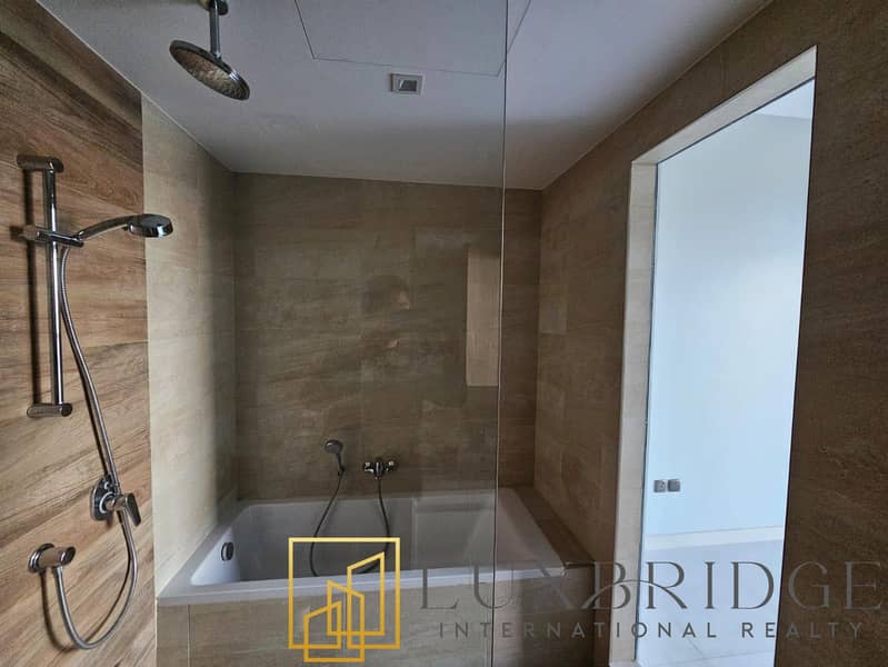 Unfurnished | High Floor | Full Marina View - Image 10