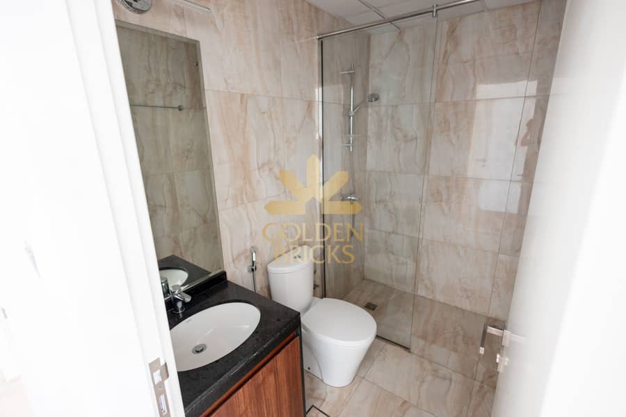 Resort-Style Living | Stylish 2BR with Rooftop Garden Access - Image 12