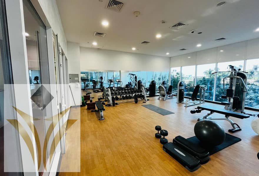 Ready to Move | Spacious MBR City Skyline View Apt - Image 14