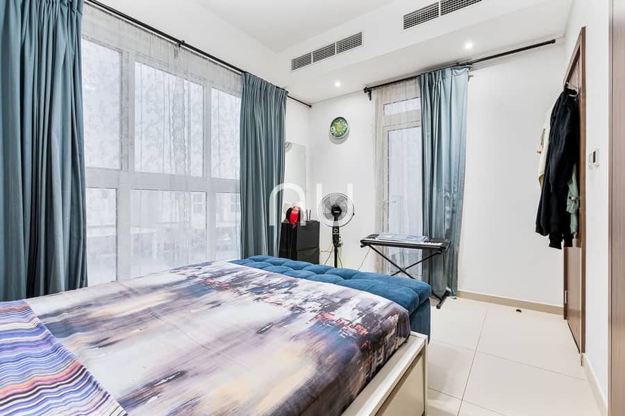 4 BR Townhouse| Single Row | Vacant On Transfer - Image 16