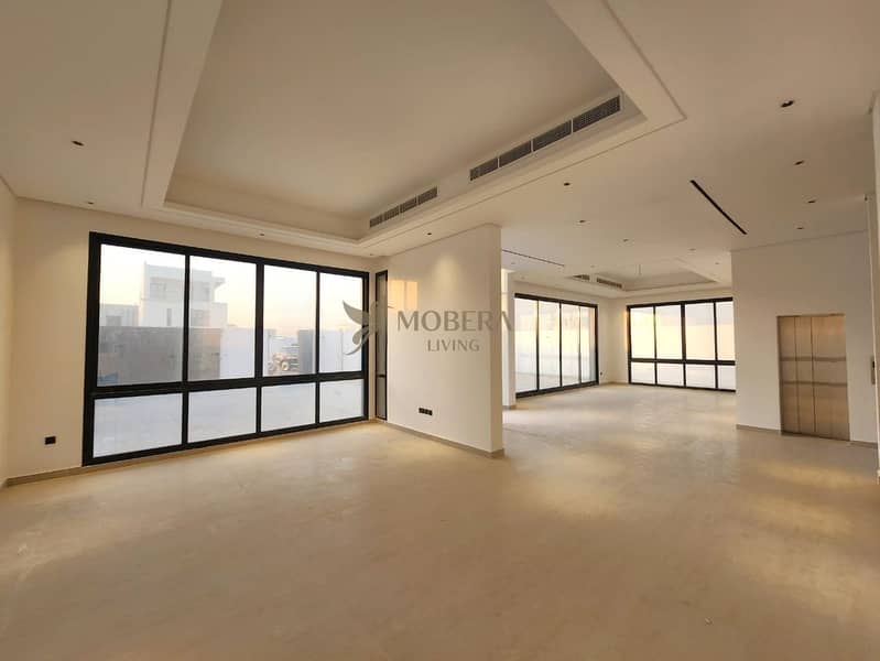 Spacious 5BR Family Villa | Bright & Airy | Modern