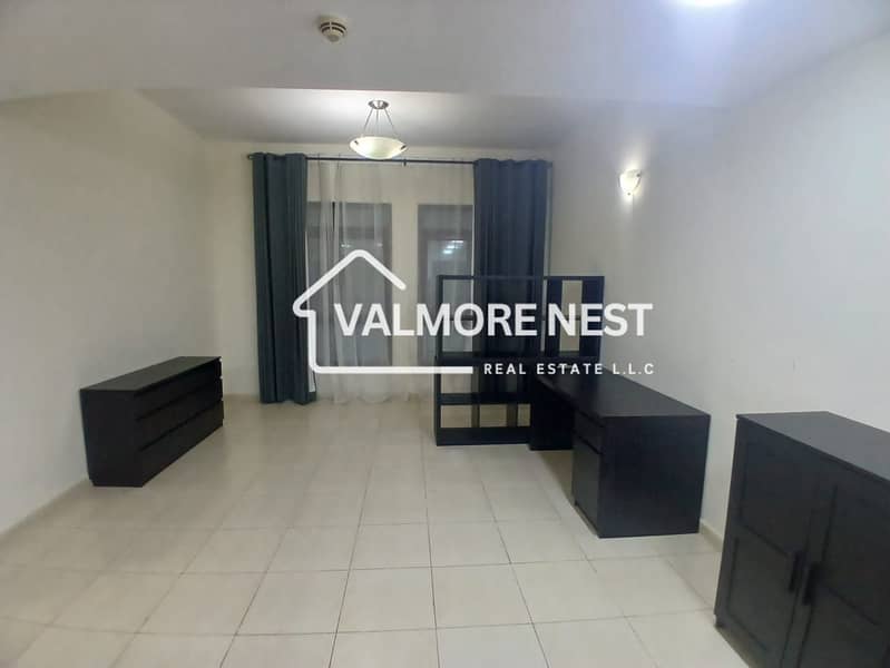 Spacious 2bhk I With huge balcony I Prime spot