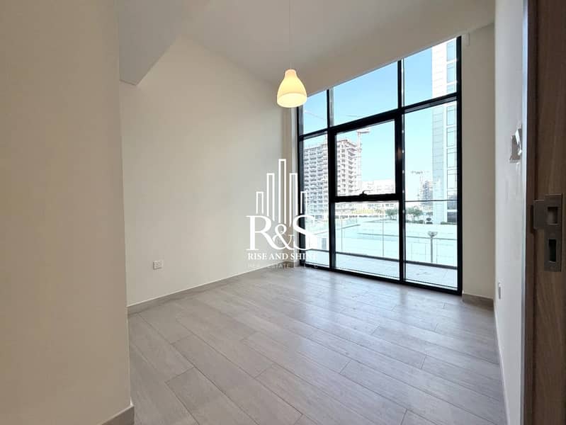 Bright & Airy | Unfurnished |Ready to Move-In