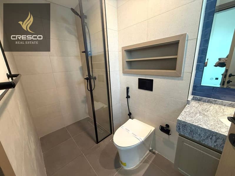 SINGLE ROW | SPACIOUS | BRAND NEW - Image 15