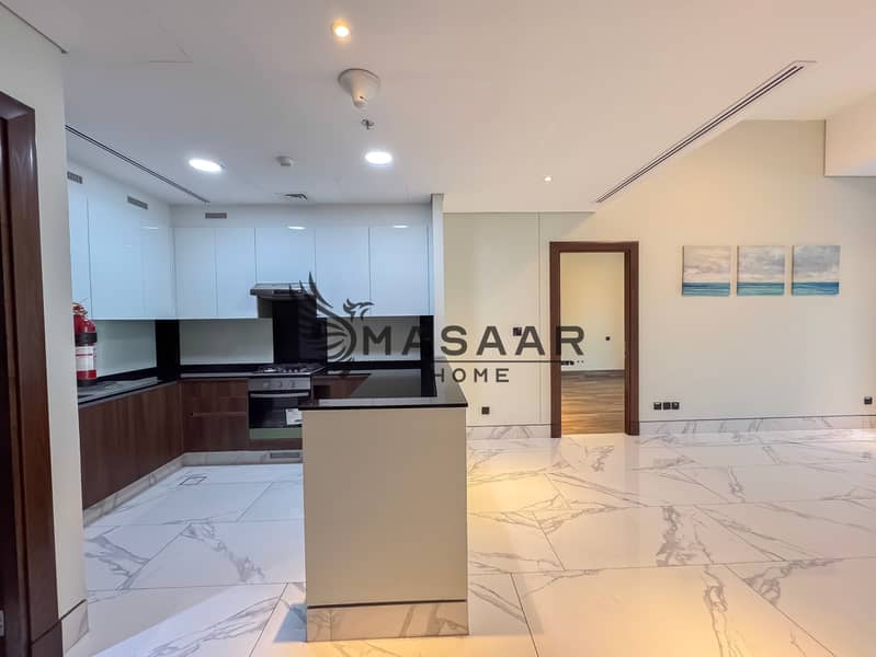 Canal n Skyline View | Huge Balcony | Negotiable - Image 11