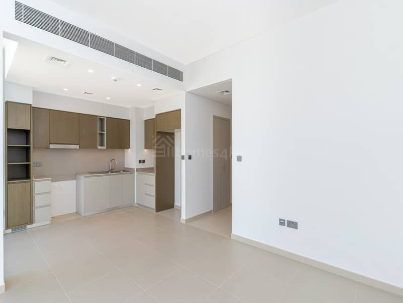 Exclusive | On Pool and Park | Prime Location