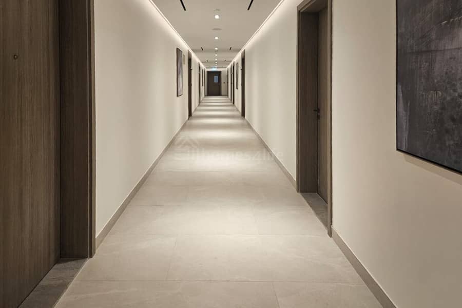 Modern Studio for Rent | Oxford Gardens Arjan