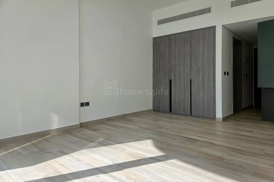 Modern Studio for Rent | Oxford Gardens Arjan - Image 7