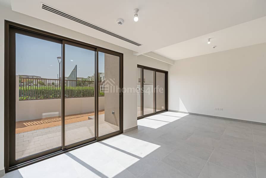 Exquisite | Spacious | Spectacular Unit