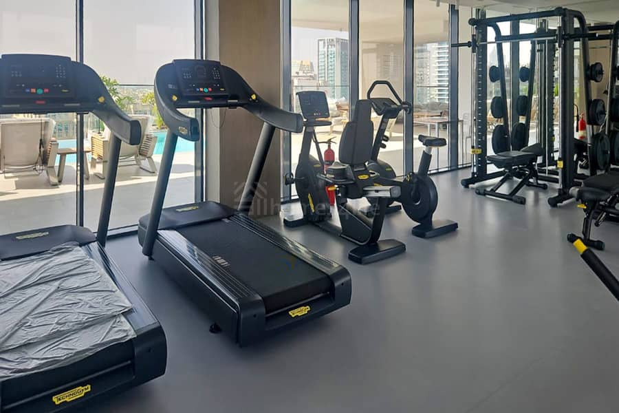 Modern Studio for Rent | Oxford Gardens Arjan - Image 21