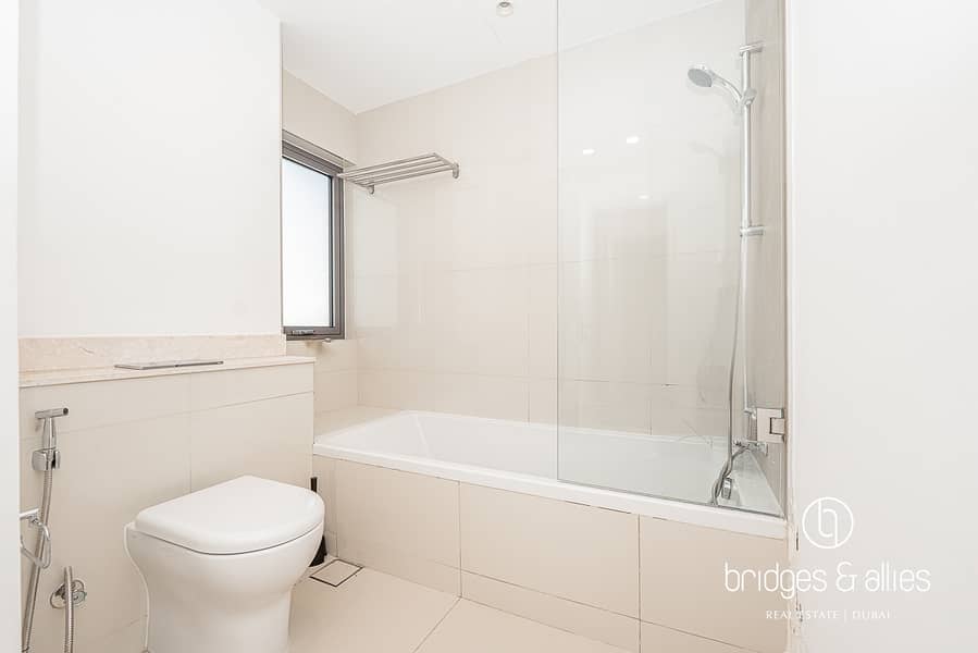 MUST SEE | EXTENDED LIVING N MASTER | NEXT TO PARK - Image 18