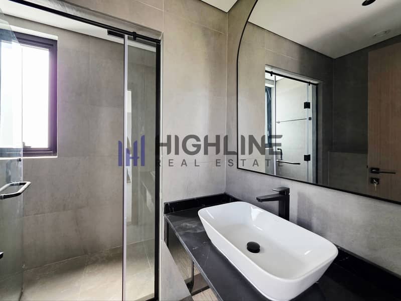 Premium 5BR Family Villa with Private Pool - Image 34