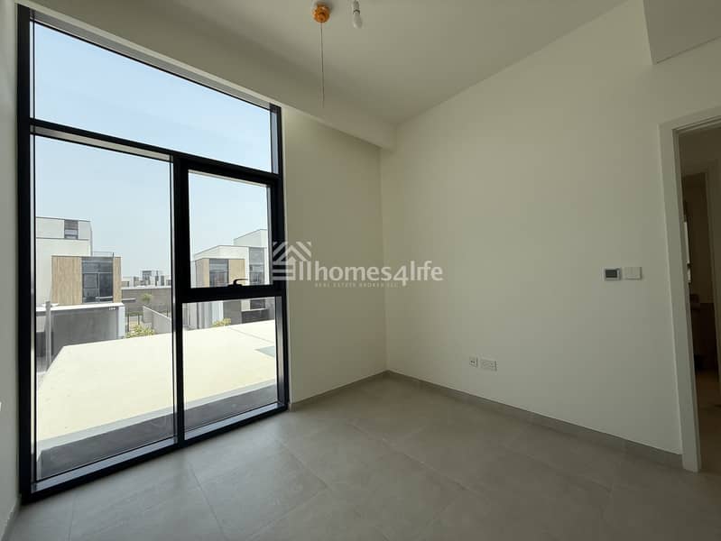 Brand New | Opposite Pool N Park | Single Row - Image 14