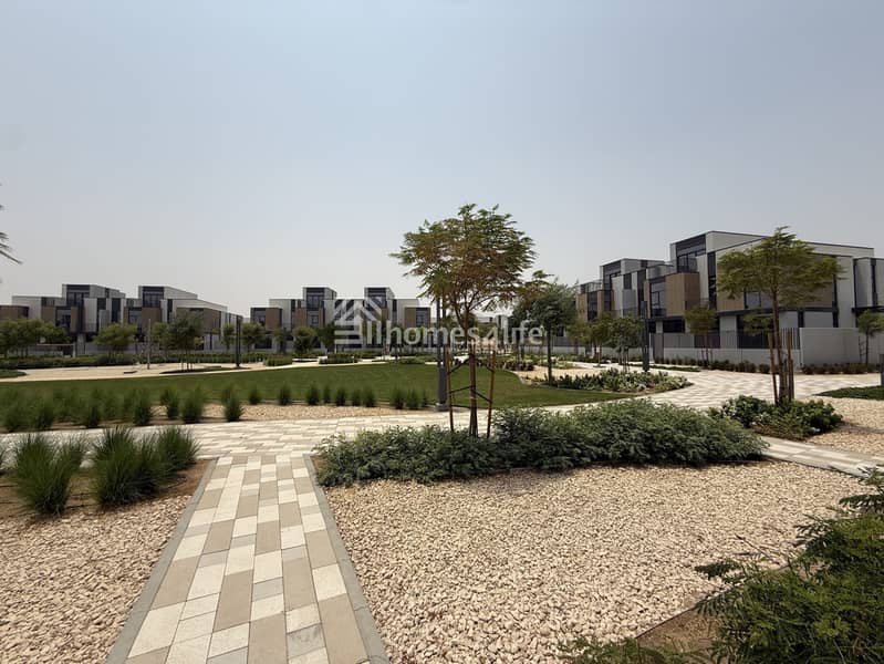 Brand New | Opposite Pool N Park | Single Row - Image 23