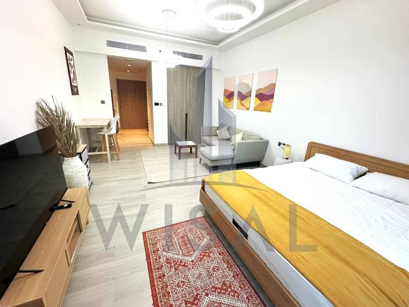 FULLY FURNISHED | READY TO MOVE IN | VACANT | SMART HOME FEATURES | PRIME LOCATION